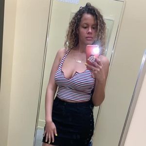 Meet your Posher, Anamarys